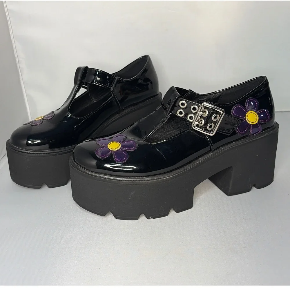 Black Patent Platform Mary Janes Flower Applique T-Strap Lug Sole Shoes Size 39